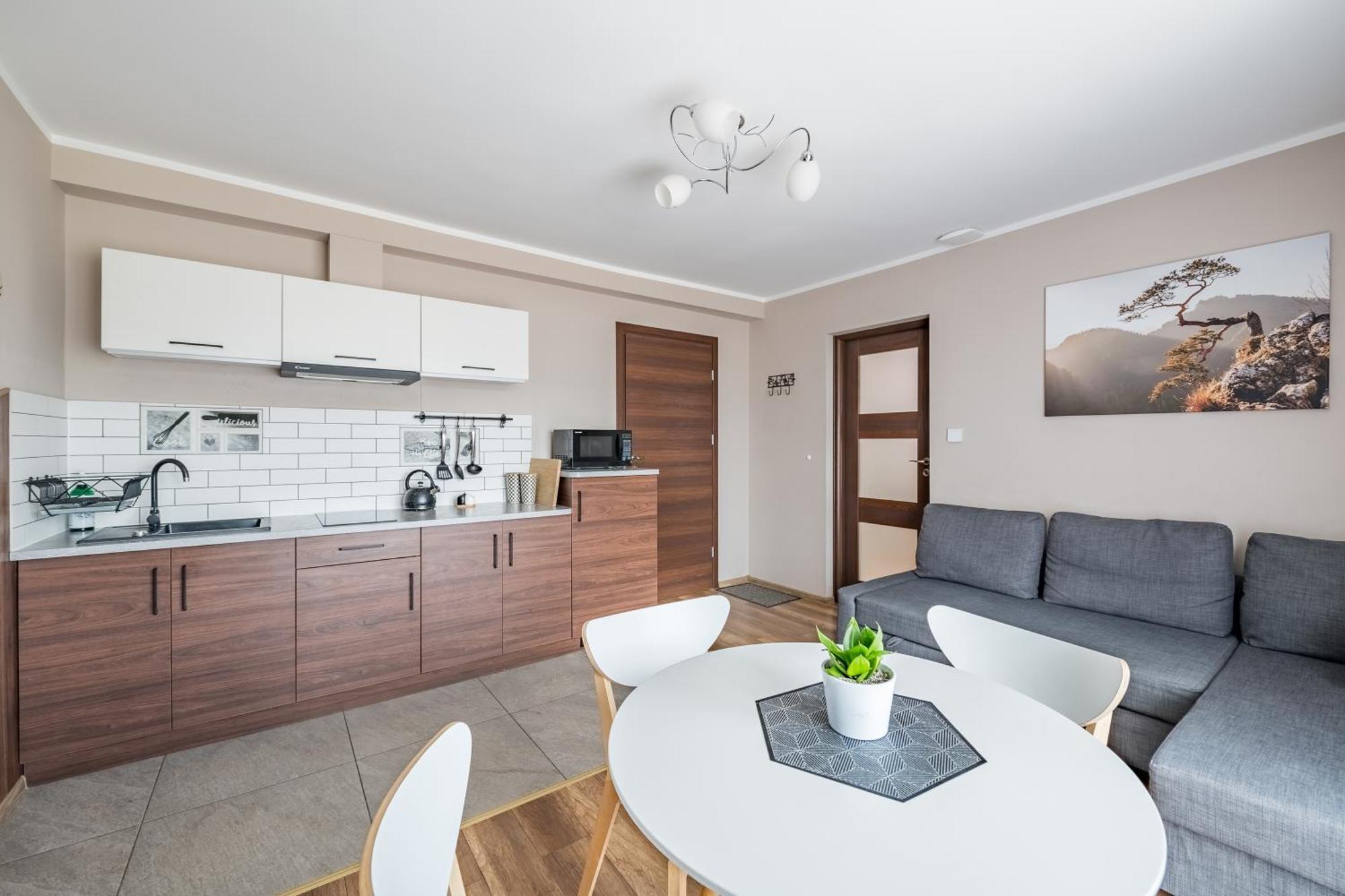 To Tu Apartment ชาร์นาโกรา ภายนอก รูปภาพ