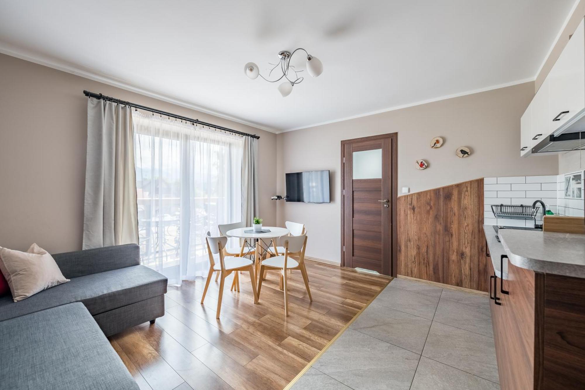 To Tu Apartment ชาร์นาโกรา ภายนอก รูปภาพ