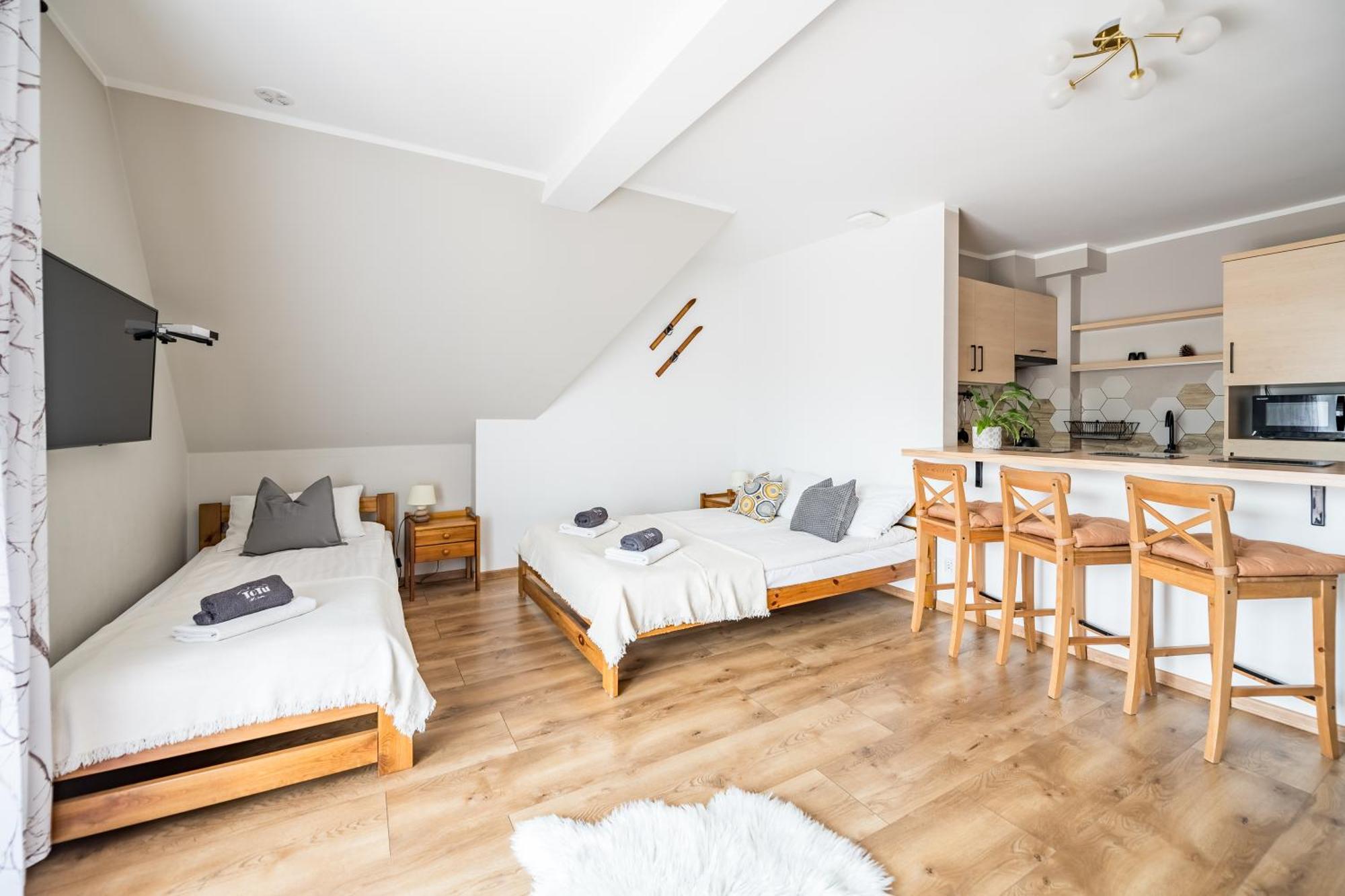 To Tu Apartment ชาร์นาโกรา ภายนอก รูปภาพ