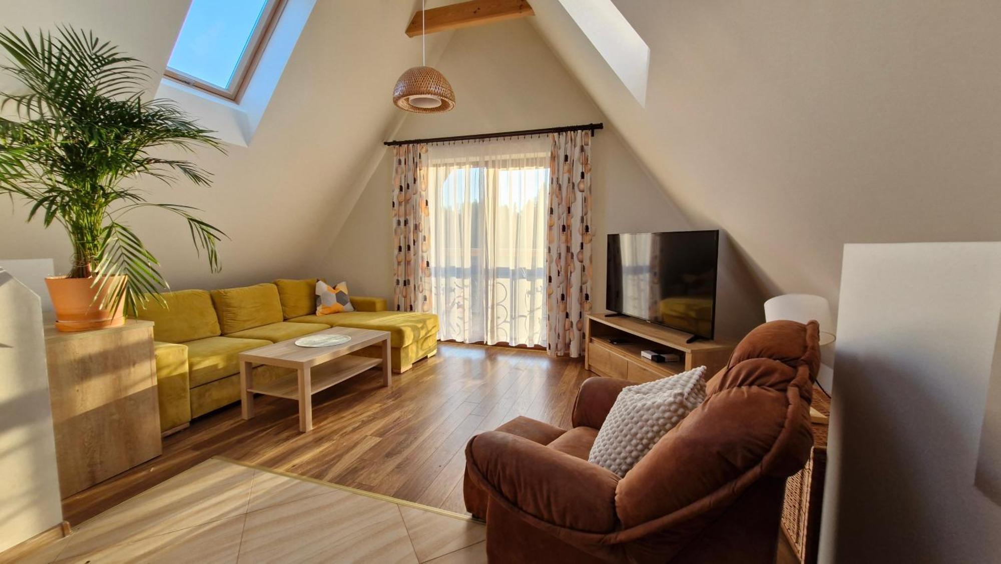 To Tu Apartment ชาร์นาโกรา ภายนอก รูปภาพ